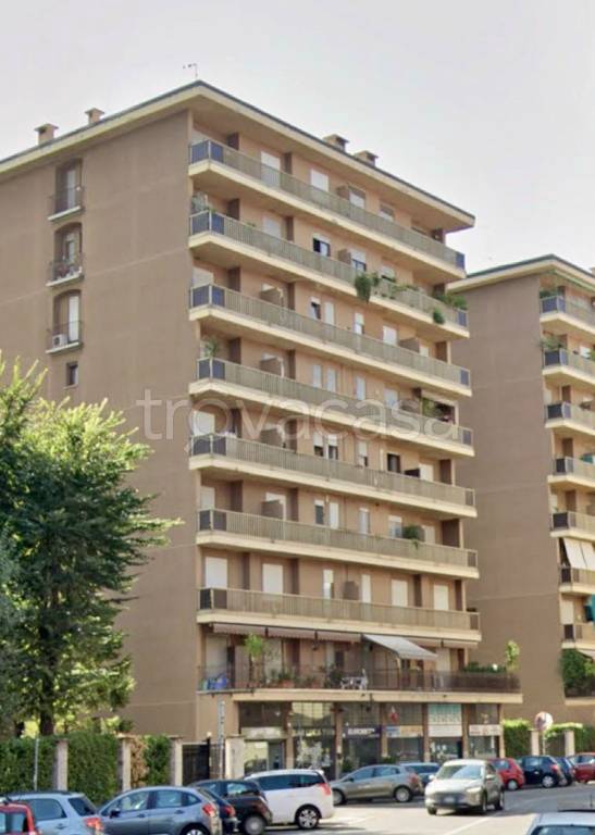 immagine annuncio 1 di 14
