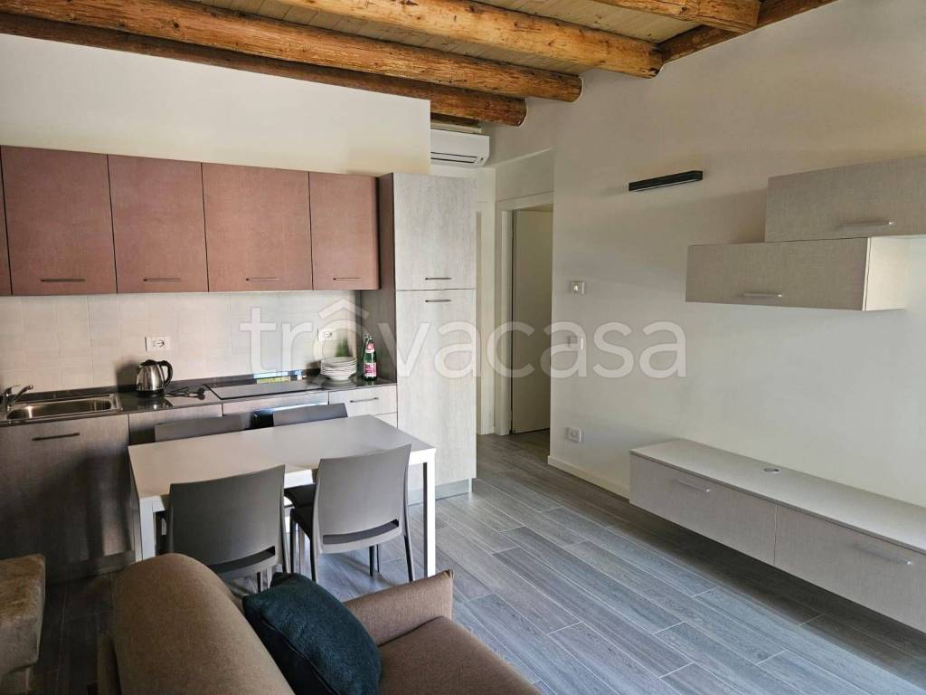 immagine annuncio 1 di 14