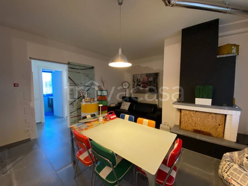 immagine annuncio 1 di 14