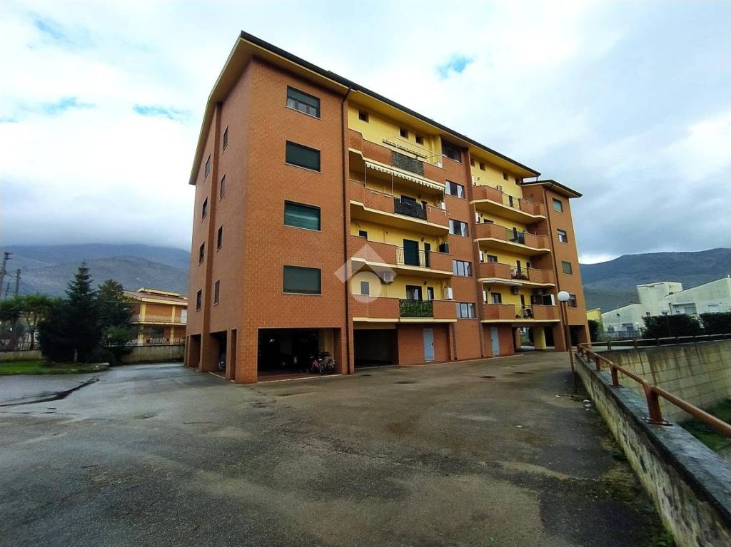 immagine annuncio 11 di 12