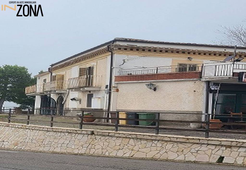 appartamento in vendita a Farindola