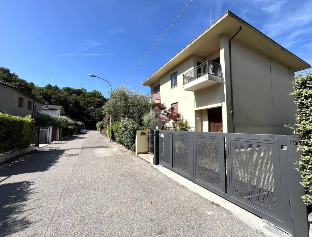 immagine annuncio 1 di 14