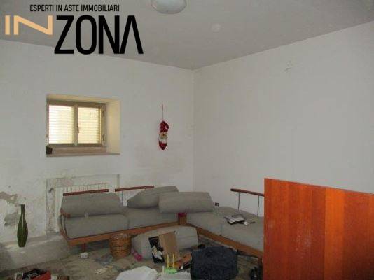 appartamento in vendita a Farindola in zona Trosciano
