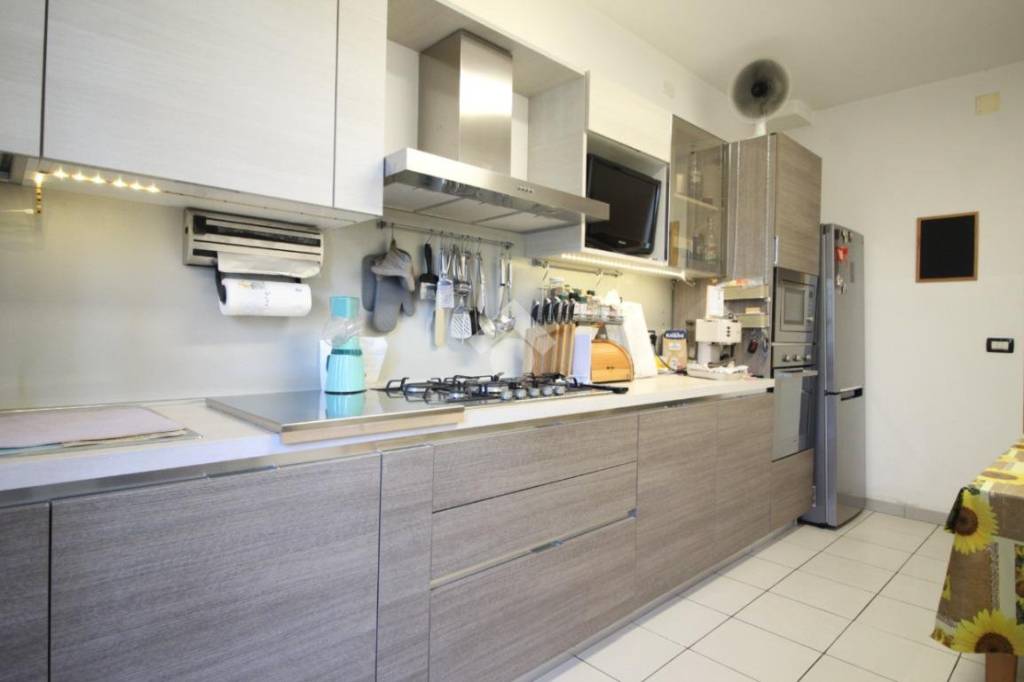 immagine annuncio 1 di 14