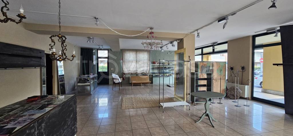 immagine annuncio 1 di 4