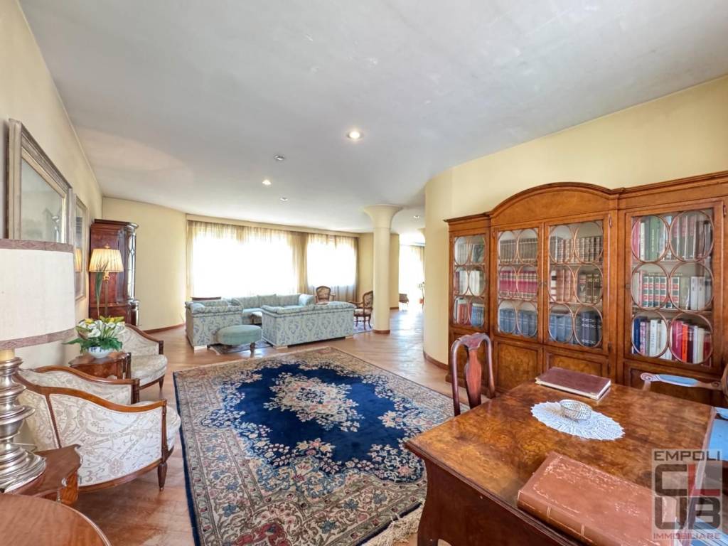 casa indipendente in vendita ad Empoli in zona Centro Storico