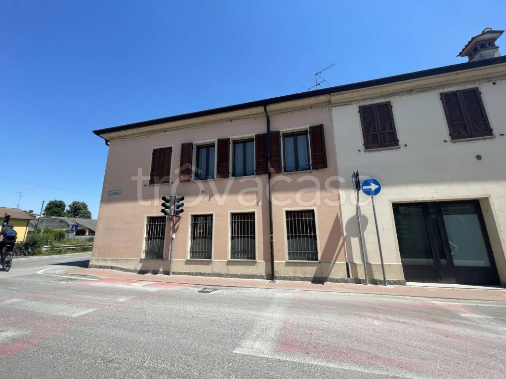 immagine annuncio 1 di 8