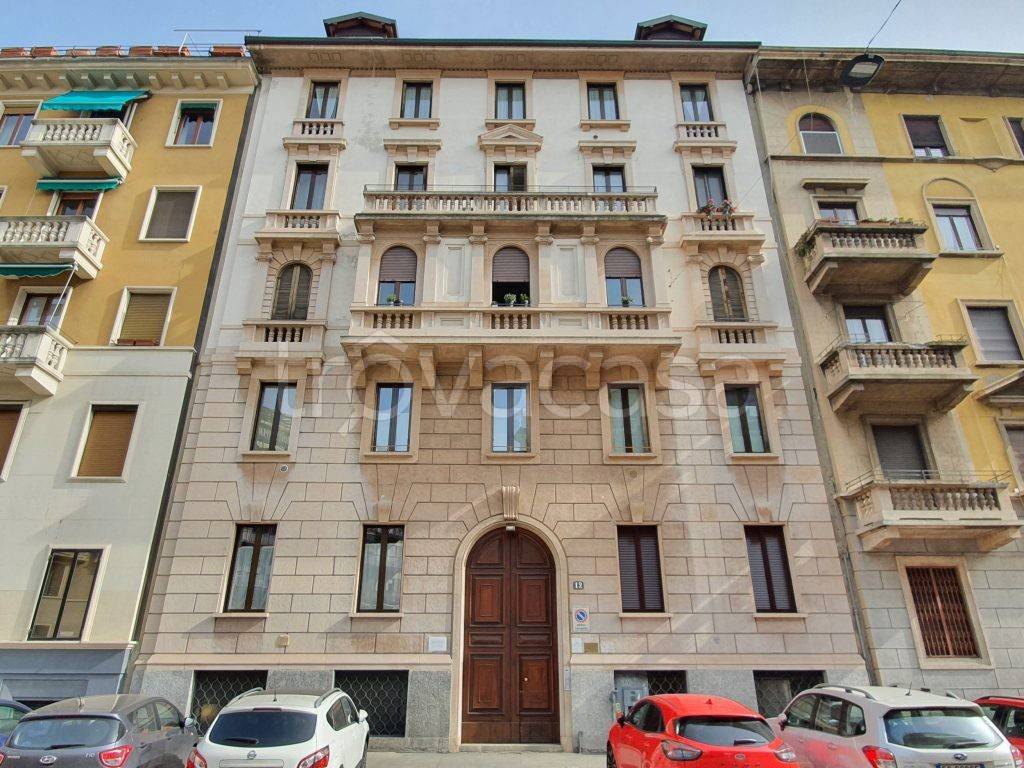immagine annuncio 11 di 12