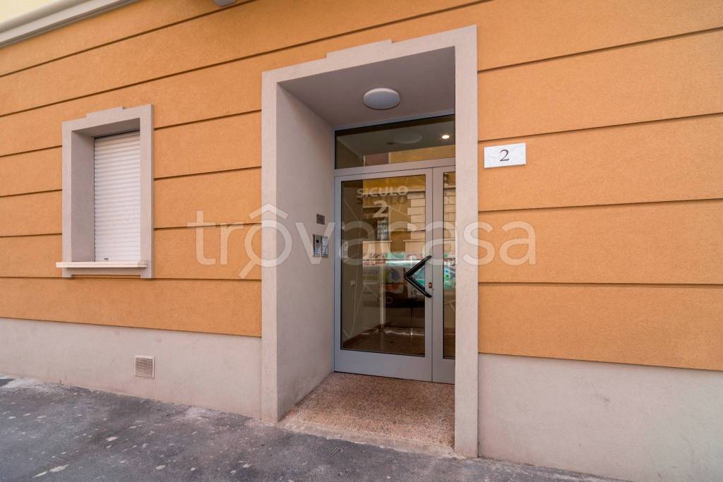 immagine annuncio 13 di 14