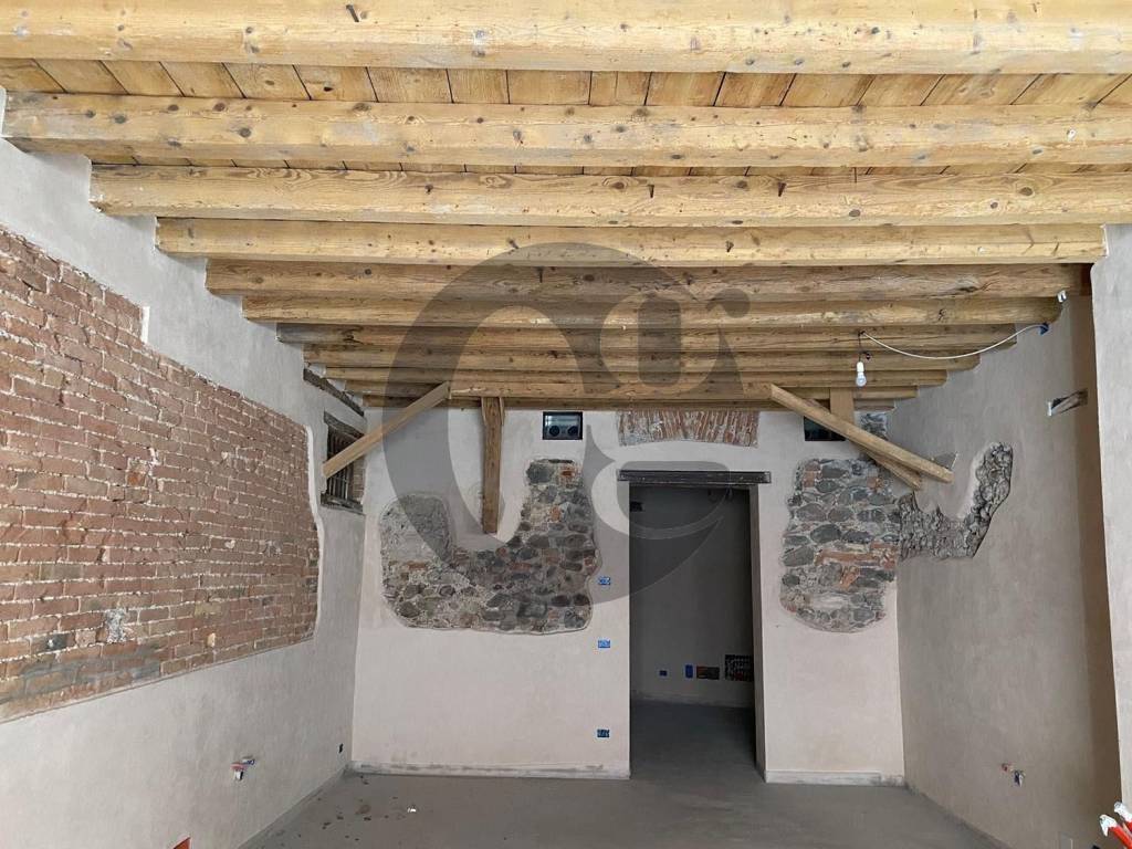 negozio in vendita a Brescia in zona Borgo Trento