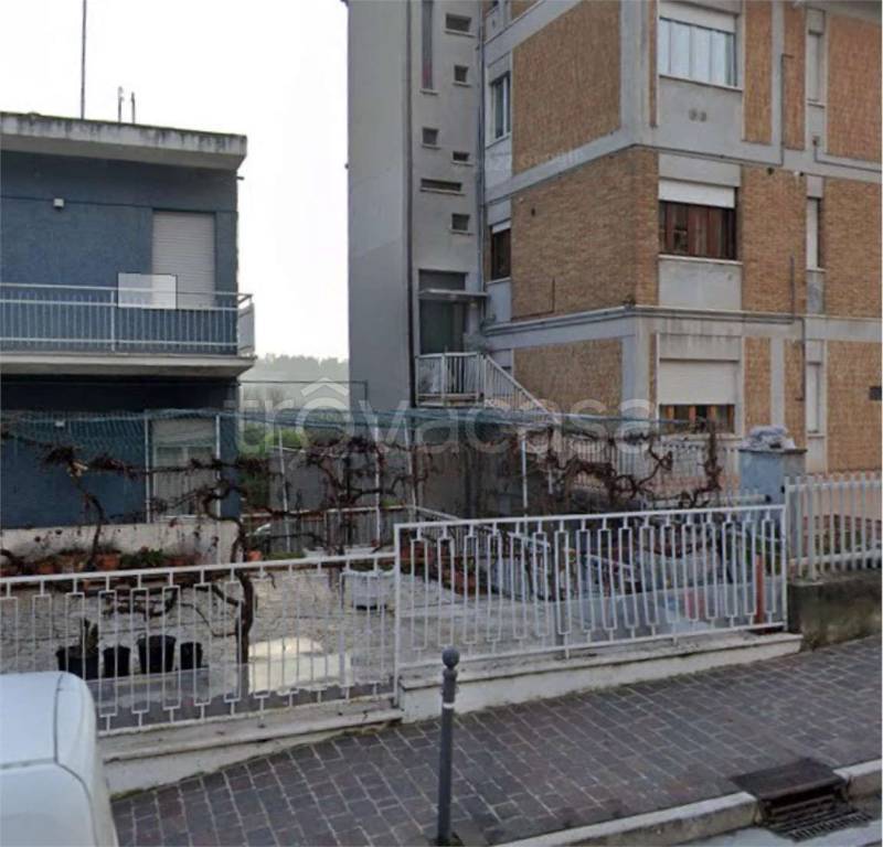 immagine annuncio 1 di 14