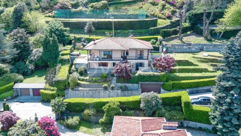 casa indipendente in vendita a Stresa