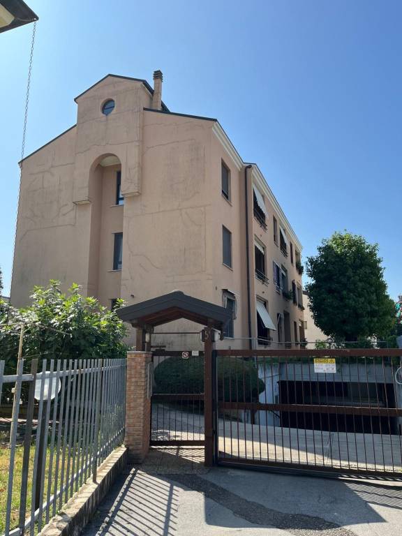 immagine annuncio 1 di 12