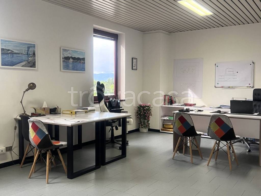 Immobili commerciali in affitto a San Giovanni Lupatoto - TrovaCasa