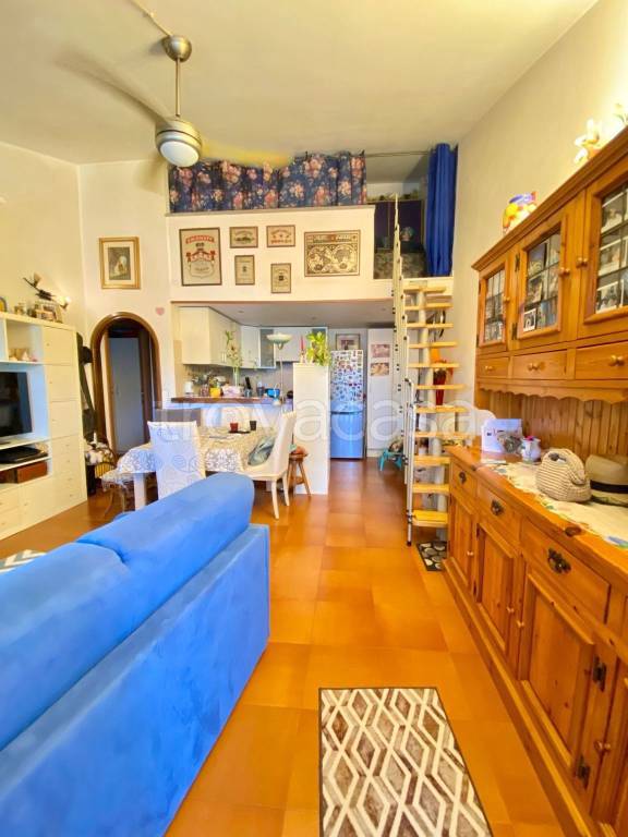 immagine annuncio 1 di 14