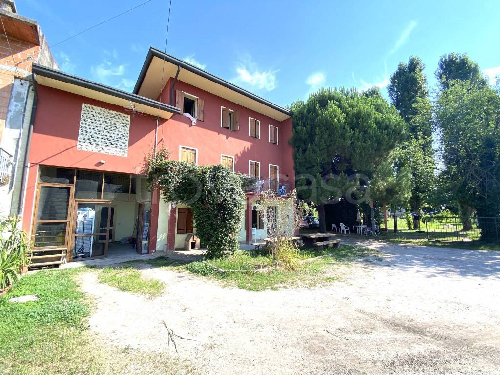 immagine annuncio 1 di 8