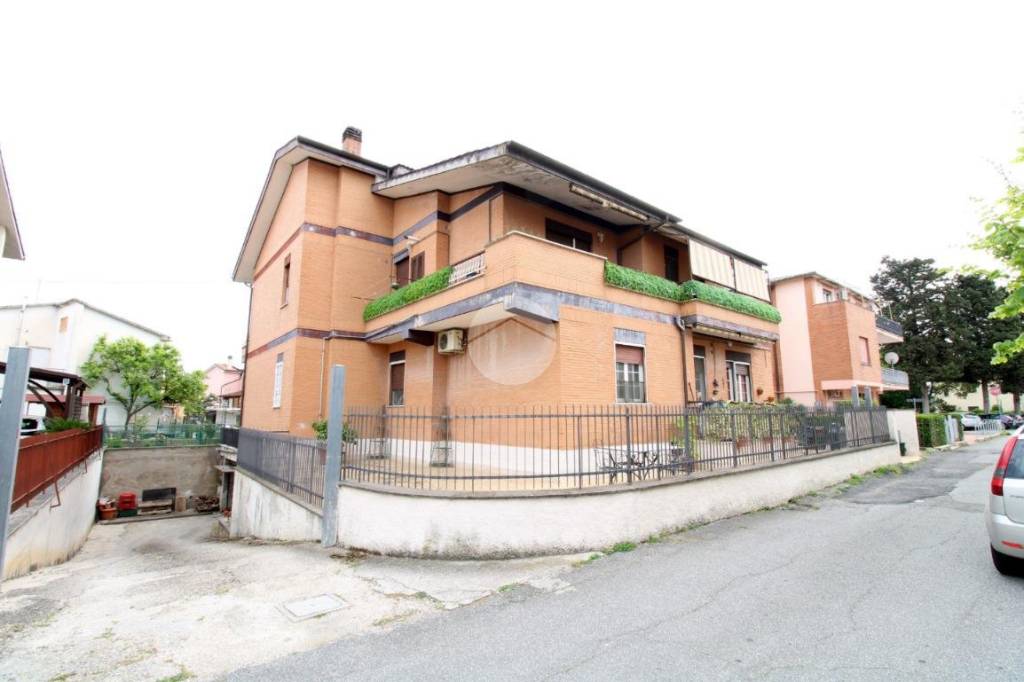 immagine annuncio 4 di 12