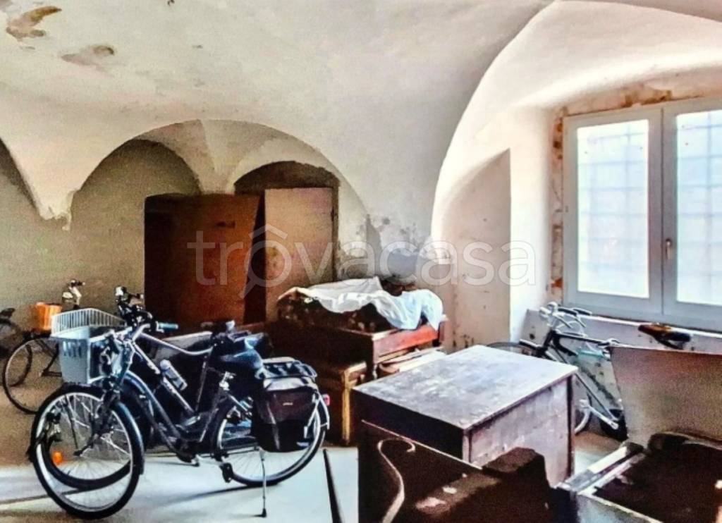 immagine annuncio 1 di 14