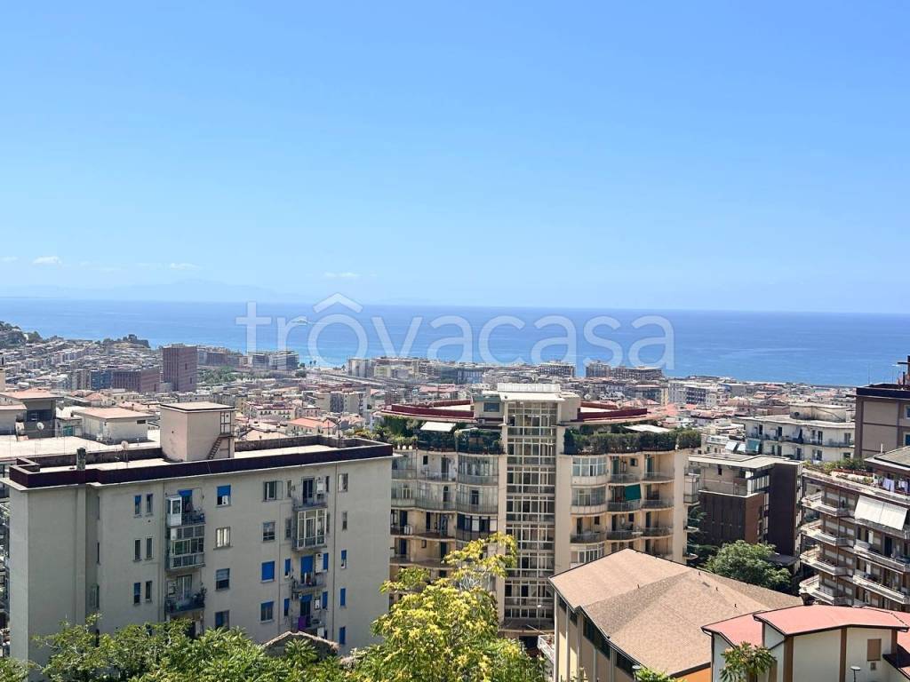 appartamento in vendita a Salerno in zona Mennolella