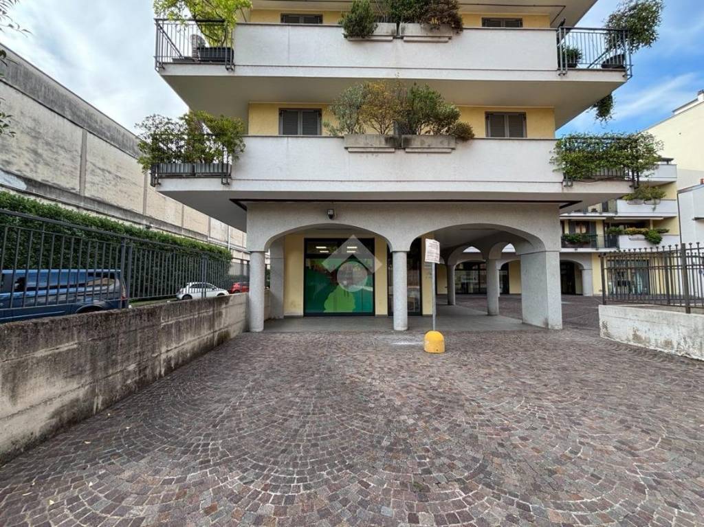 immagine annuncio 1 di 11