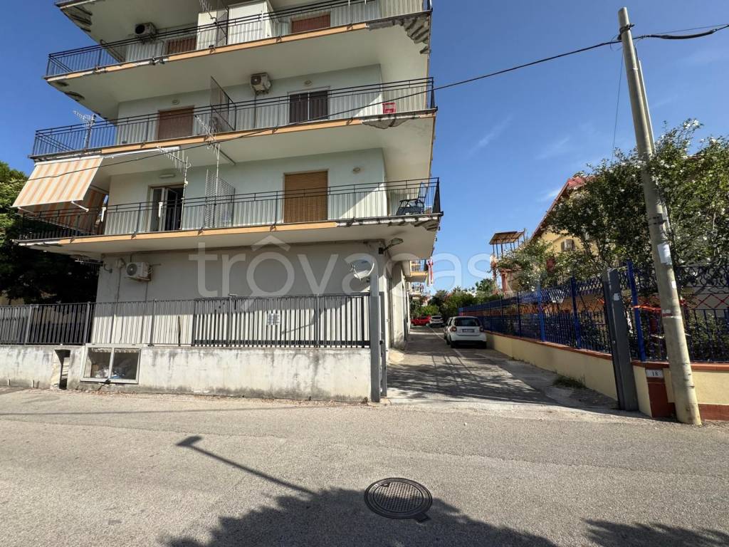 immagine annuncio 1 di 9