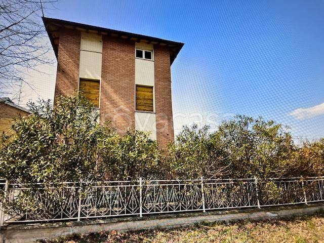 terreno edificabile in vendita a Reggio nell'Emilia in zona Codemondo