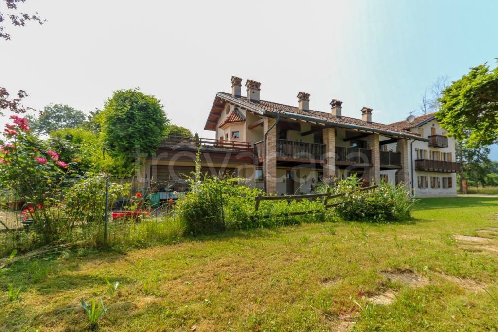 casa indipendente in vendita a Belluno in zona Centro Storico