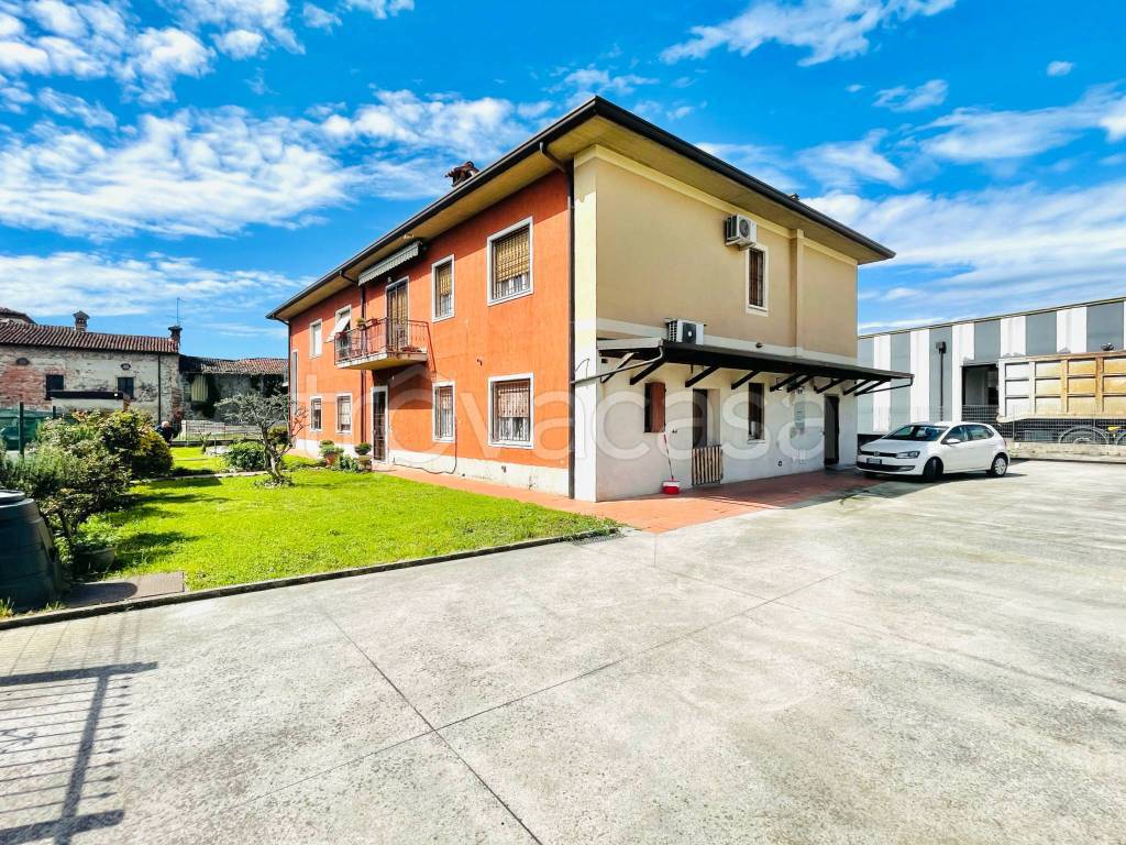 immagine annuncio 1 di 15