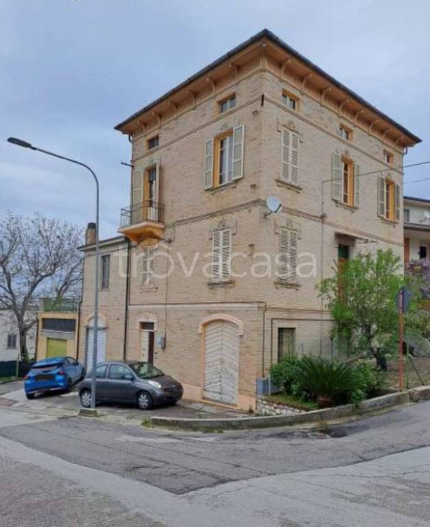 immagine annuncio 8 di 12