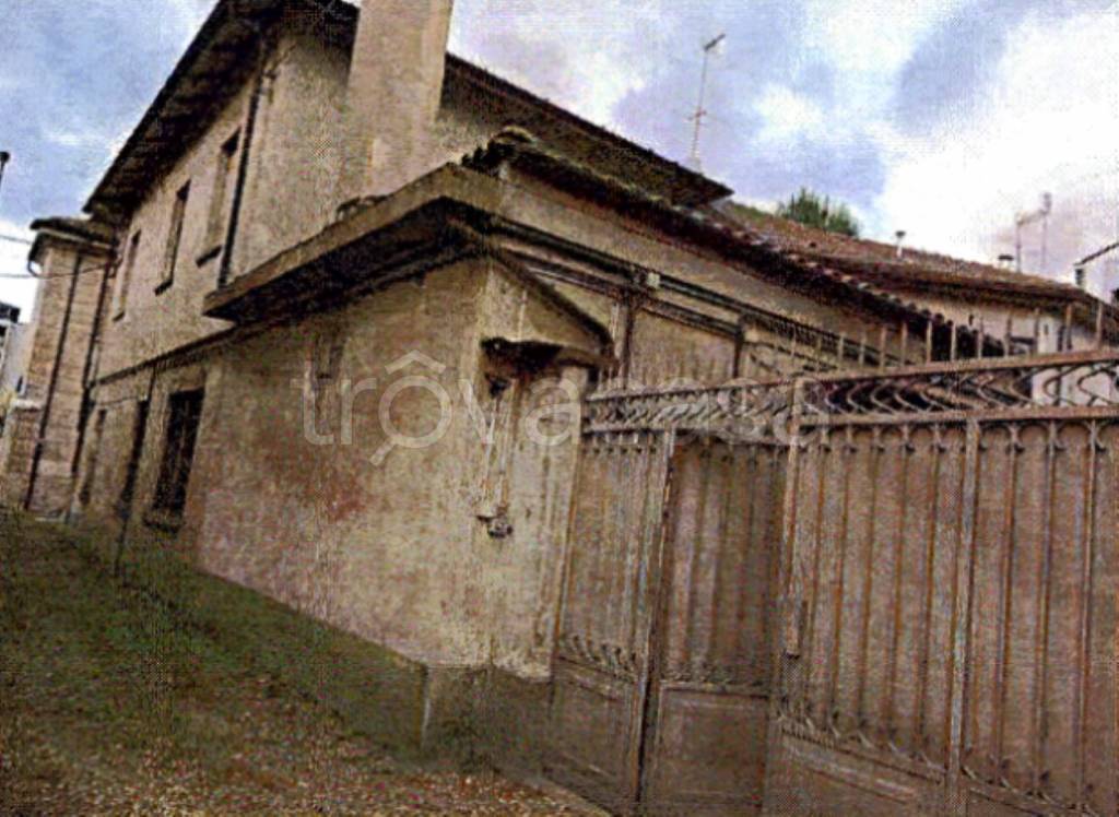 immagine annuncio 1 di 12