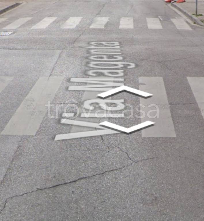 immagine annuncio 1 di 14