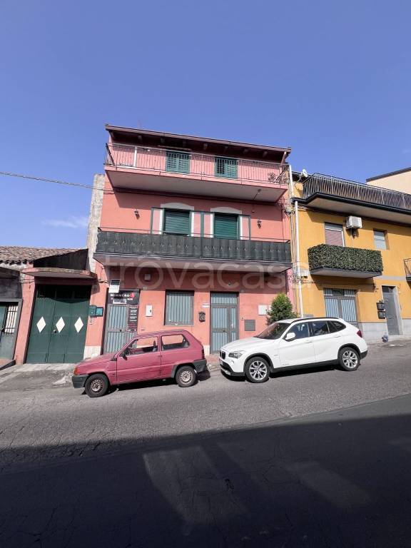 appartamento in vendita a San Giovanni la Punta in zona Trappeto