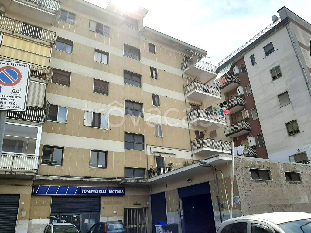 immagine annuncio 1 di 9