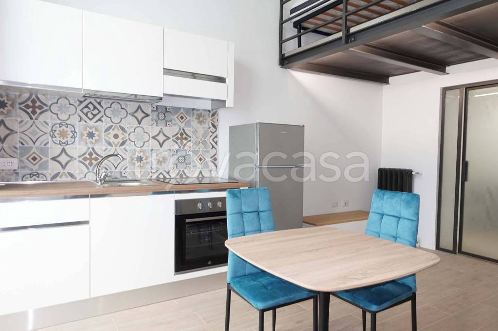 immagine annuncio 1 di 12