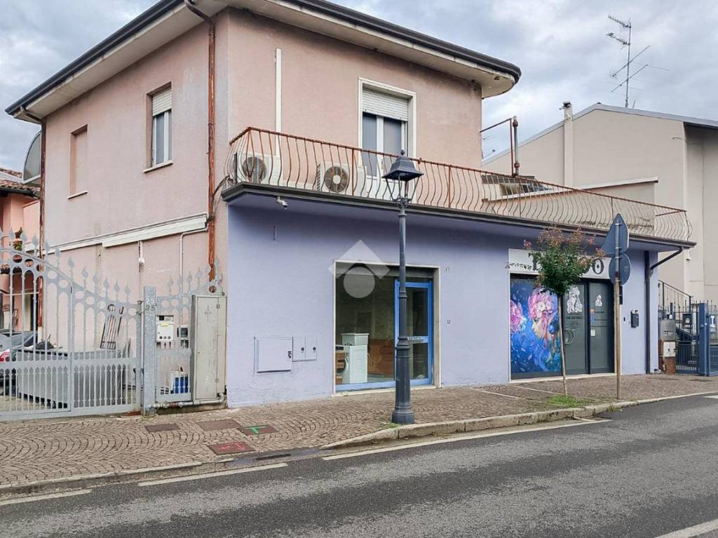 immagine annuncio 1 di 9