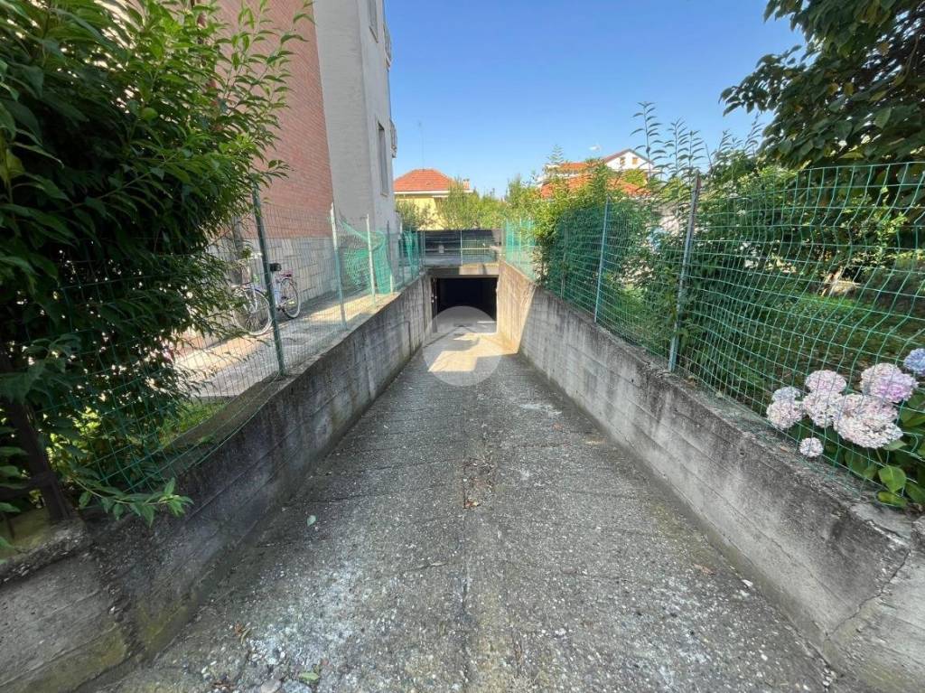immagine annuncio 1 di 14