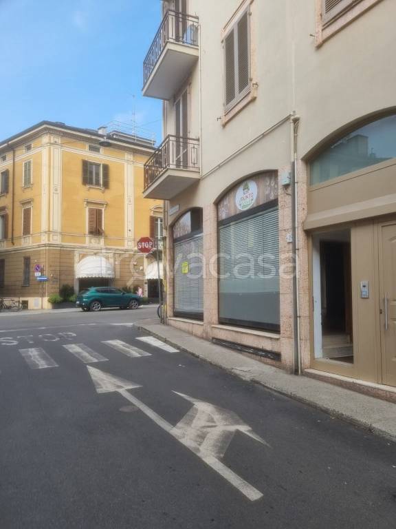 immagine annuncio 1 di 8