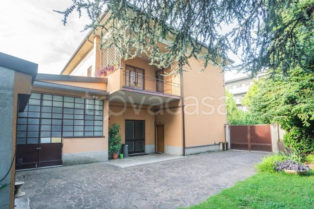 immagine annuncio 11 di 12