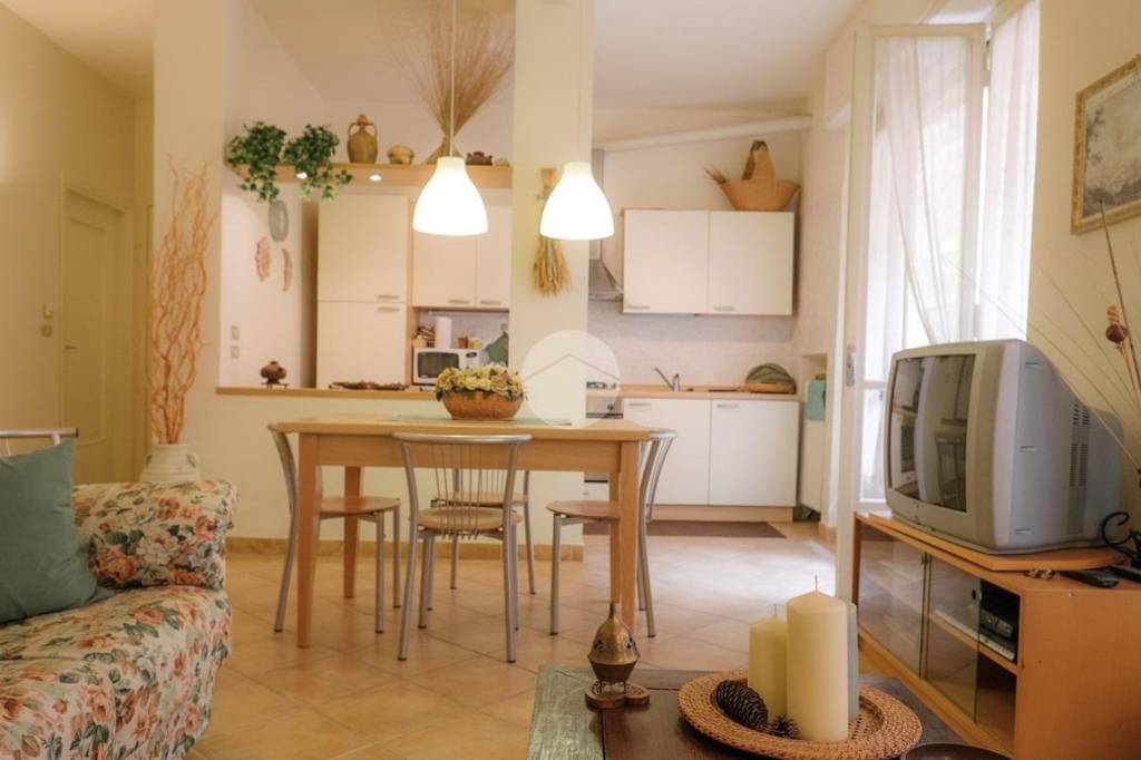 immagine annuncio 2 di 12