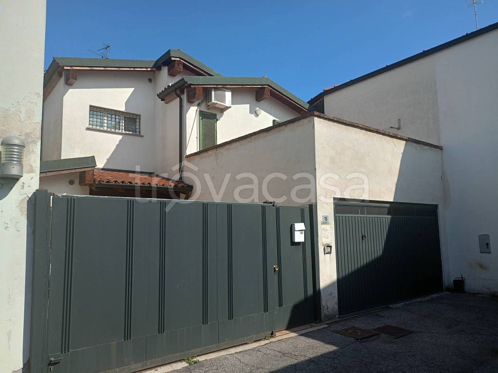 immagine annuncio 1 di 15