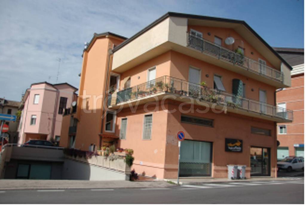 immagine annuncio 11 di 12
