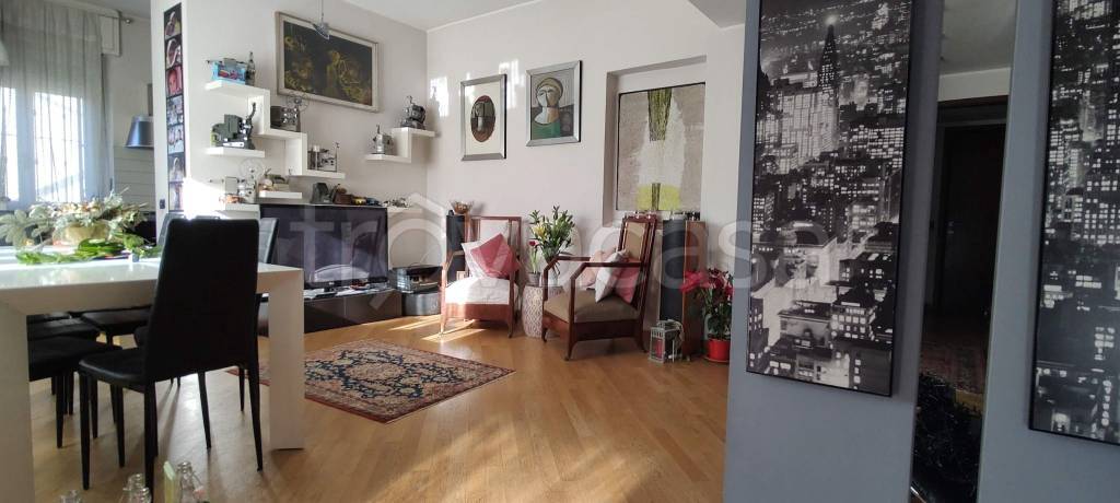 immagine annuncio 1 di 14