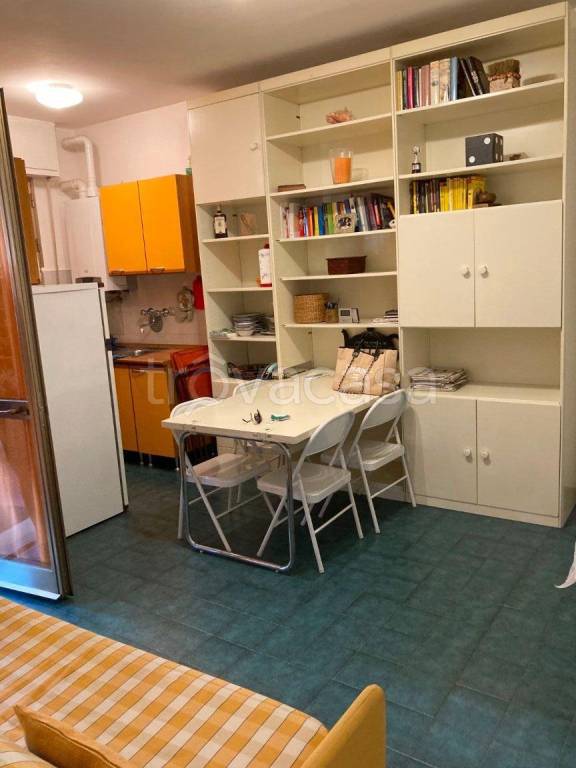 immagine annuncio 1 di 12