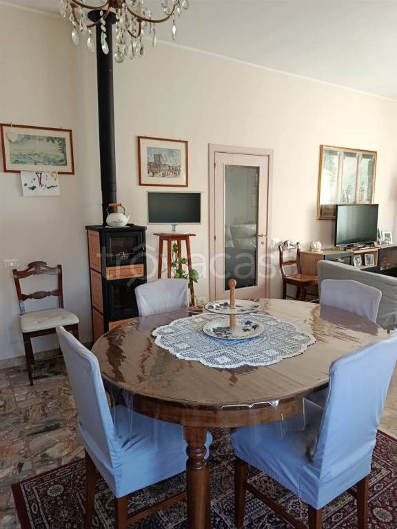 immagine annuncio 11 di 12