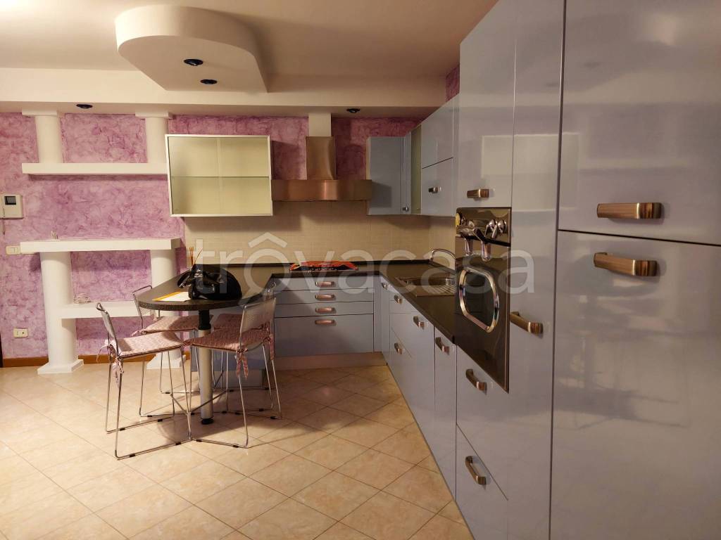 immagine annuncio 1 di 6