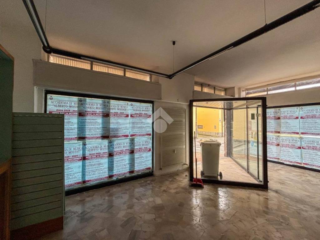 immagine annuncio 11 di 12