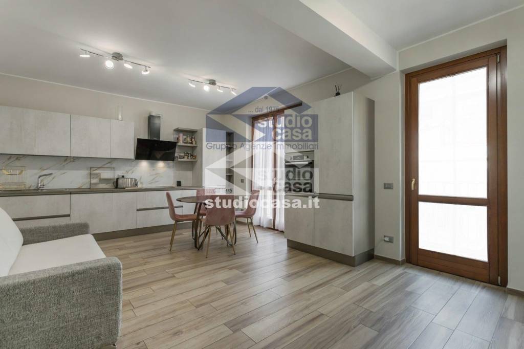 immagine annuncio 1 di 14