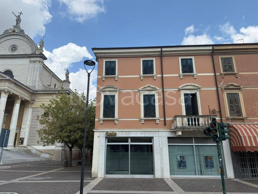 immagine annuncio 1 di 9