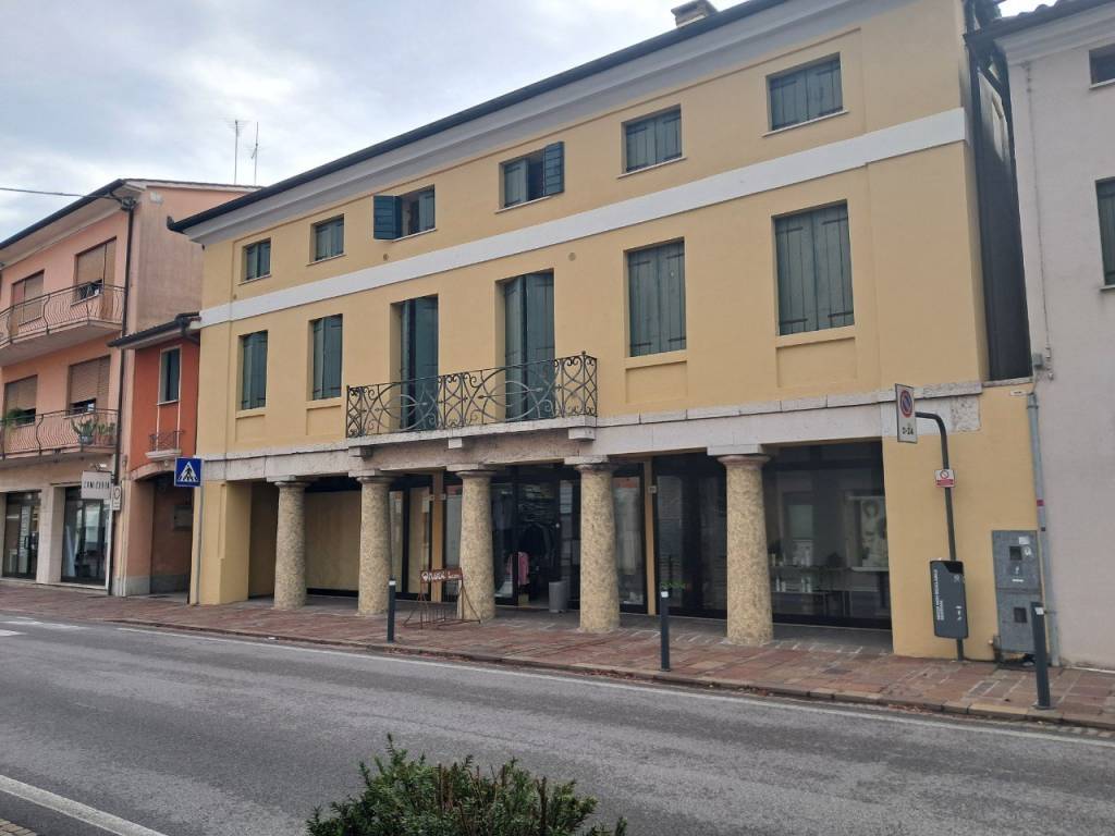 immagine annuncio 1 di 9
