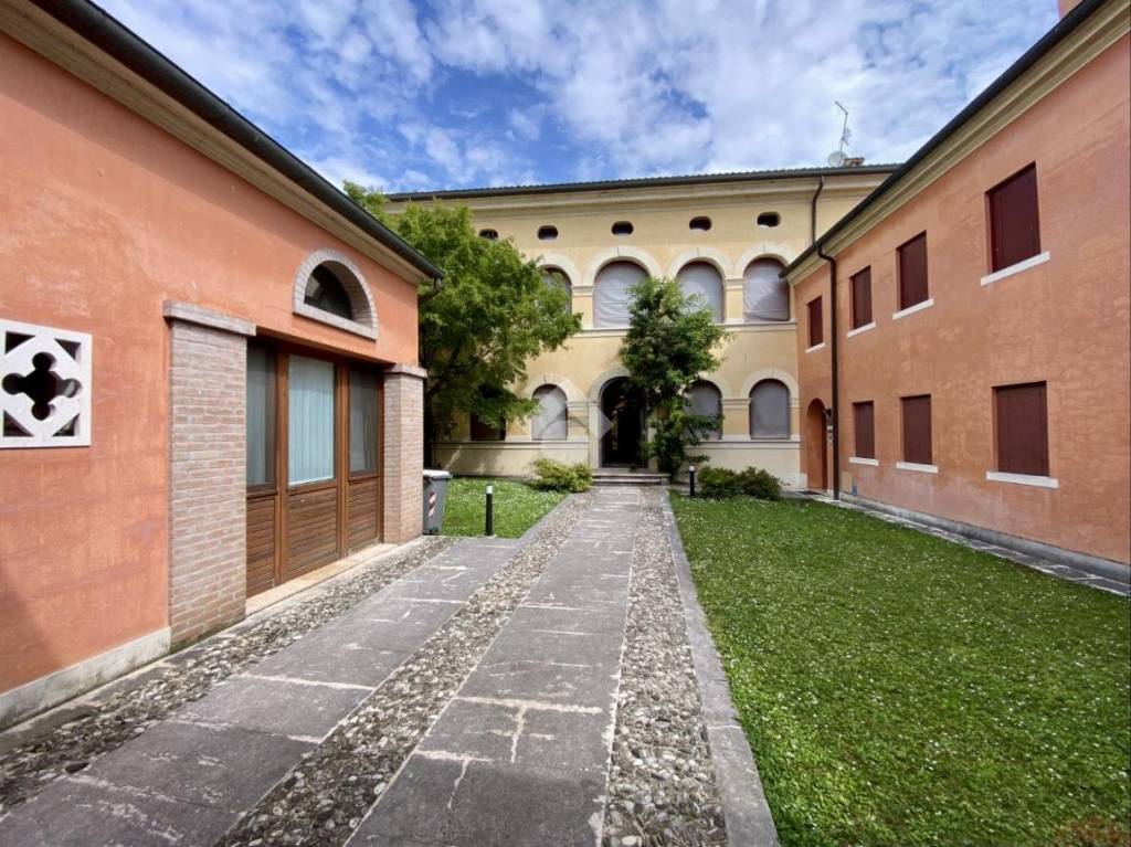 immagine annuncio 1 di 14